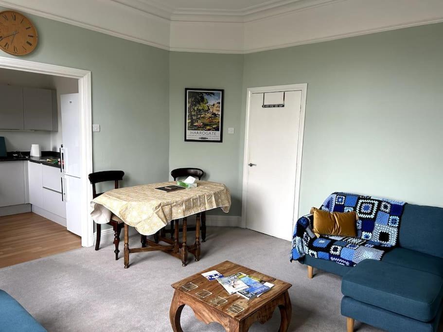 Suze'S Stays Harrogate Exterior foto